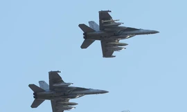 Hai máy bay tham gia đợt tập trận chung trên không của Mỹ - Hàn ngày 2/11. (Ảnh: Yonhap)