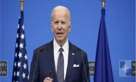 Tổng thống Mỹ Joe Biden phát biểu sau thượng đỉnh NATO, sau khi lên đường thăm Ba Lan. (Ảnh: AP)