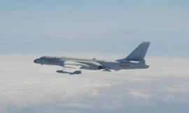 Một máy bay ném bom H-6 của Trung Quốc. (Ảnh: Taiwannews)