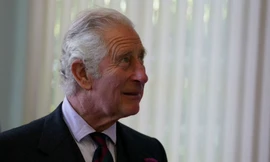 Thái tử Charles trở thành chủ ngai vàng sau khi Nữ hoàng Elizabeth băng hà. (Ảnh: Reuters)
