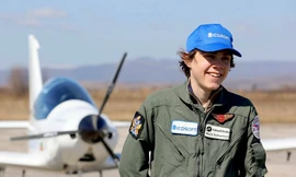 Phi công 16 tuổi người Anh Mack Rutherford. (Ảnh: FB)