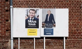 Chân dung 2 ứng viên tổng thống Pháp Emmanuel Macron và Marine Le Pen. (Ảnh: Reuters)