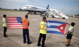 Một chiếc máy bay JetBlue ở sân bay Abel Santamaria của Cuba năm 2016. (Ảnh: Reuters)
