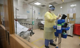 Omicron có những đột biến chưa từng thấy ở các virus corona trước đây. (Ảnh: ST)