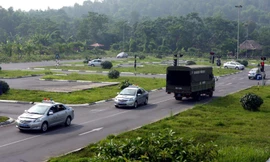 Đại biểu nói gì về việc chuyển quyền cấp giấy phép lái xe sang Bộ Công an 