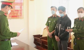 Lừa bán đất chiếm đoạt hơn 1,5 tỷ đồng để đầu tư tiền ảo