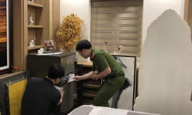 Phá két sắt khi khám xét AIC Group, thu giữ nhiều tài liệu quan trọng