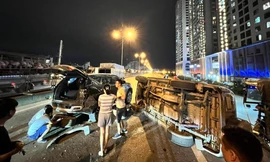 5 ô tô 'dồn toa' trên đường Vành đai 3 trên cao