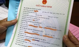 Từ 18/2, làm thủ tục hành chính bằng giấy khai sinh, đăng ký kết hôn điện tử