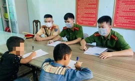 Hai cháu 8 tuổi bị triệu tập vì ném đá trên cao tốc -Ảnh: TL 