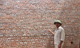 Vụ tường bao đình làng bịt lối đi của dân: Huyện yêu cầu xem xét trách nhiệm chủ tịch xã 