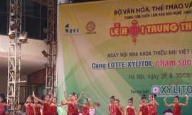 Vui Trung thu và khám răng miễn phí