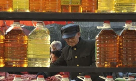 Trung Quốc điều tra vụ dùng dầu bẩn sản xuất thuốc kháng sinh