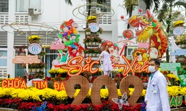 Bất ngờ với Đường hoa Tết dành cho bệnh nhân ở TPHCM