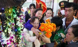 Chen nhau lấy lộc tại lễ hội Nghinh Ông - Cần Giờ