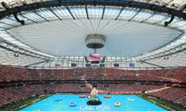 Được và mất sau mùa Euro