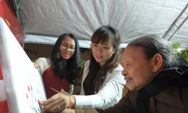 Tết đã về bên xóm ngụ cư!