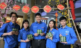 Chương trình “Xuân đùm bọc, Tết đoàn viên” nhân dịp Tết Canh Tý 2020, được tổ chức tại trường Đại học Kinh doanh và Công nghệ Hà Nội.