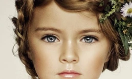 Siêu mẫu Nga nhỏ tuổi nhất thế giới