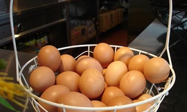 Trứng gia cầm bị 'thổi giá' do đầu cơ?