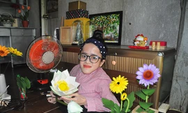 Những bông hoa xinh đẹp mừng ngày 20/11 của cô gái xương thủy tinh