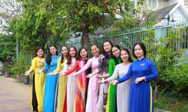 Phụ nữ Tỉnh đoàn An Giang duyên dáng với áo dài thướt tha
