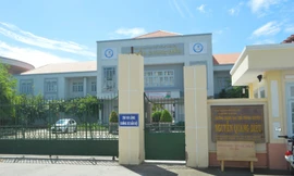 Cán bộ phát dính đề thi Toán chỉ bị nhắc nhở