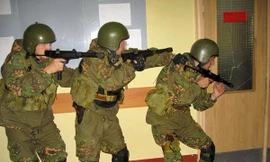 Súng tiểu liên của đặc nhiệm Nga uy lực đến đâu?