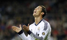 Ronaldo tranh đoạt 'Giày vàng'