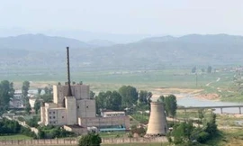 Triều Tiên đồng ý ngừng chương trình hạt nhân