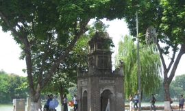 Tháp cổ bậc nhất Hà Thành thành tháp... tình yêu