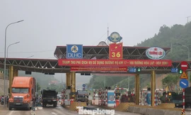 Dân vây trạm BOT Hòa Lạc-Hòa Bình, chủ đầu tư bất lực 'cầu cứu'