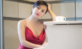 Y Phụng cho biết, sau khi Lý Hùng thừa nhận chuyện tình cảm, cô mới lên tiếng vì biết anh là người kín đáo. Ảnh: Nguyễn Thành.