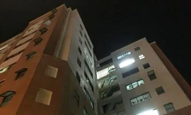 Đốt hộ chiếu, một phụ nữ Philippines nhảy tầng 8 tử vong tại chỗ