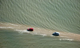 Năm 1701, con đường mòn nối đất liền và hòn đảo Noirmoutier lần đầu tiên được ghi nhận trên bản đồ. Hơn 100 năm sau, các dịch vụ vận chuyển khách bằng xe ngựa bắt đầu xuất hiện. Ảnh: H1apn.