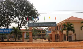 Trường THCS Quang Trung nơi xảy ra vụ việc.