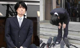 Takahashi Kenichi gập người xin lỗi vì phạm pháp.
