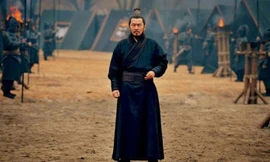 Giai đoạn đầu, uy vọng của Tào Tháo chưa đủ lớn, sức hiệu triệu chưa có, mà tài cầm quân cũng chưa thật xuất sắc, nên khó khăn trùng trùng.