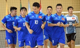 Tuyển Futsal Việt Nam rèn 'binh pháp' đối phó Paraguay 
