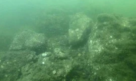 Hầu hết cung điện của Tần Thủy Hoàng nằm ngoài khơi bờ biển ở Liêu Ninh, Trung Quốc. Ảnh: Liaoshen Evening News.