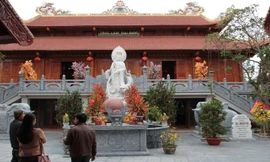 Điện thờ tráng lệ 100 tỷ bậc nhất Việt Nam ở Hà Tĩnh