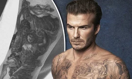 Beckham bị chuột rút vì 5 tiếng xăm mình