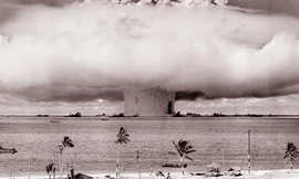 Khu thử nghiệm hạt nhân trên đảo Bikini.