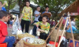 Ngất ngây chợ quê giữa Sài Gòn