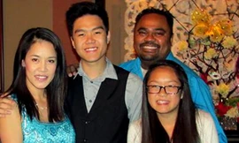 Anh Dũng Taylor bên vợ - ca sĩ Thu Phương - và con trai Duy Hải, con gái Thanh Thảo.