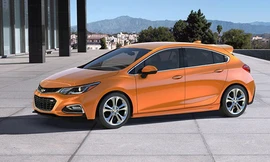 Cruze hatchback được bán ra cuối năm nay như một mẫu xe đời 2017.