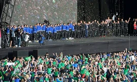 Tuyển Bắc Ireland được chào đón như người hùng