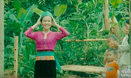 Thí sinh HHVN 2016 Huỳnh Thúy Vi với điệu múa của người Mường