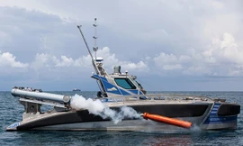 Mới đây, tàu săn ngầm không người lái Seagull đã bắn thử thành công ngư lôi tiêu diệt tàu ngầm. Sự kiện này đưa Seagull trở thành tàu săn ngầm không người lái đầu tiên trên thế giới có vũ khí.