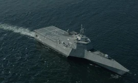 Tàu USS Montgomery (LCS-8) chạy thử nghiệm vào tháng 5/2016. Ảnh: Military.